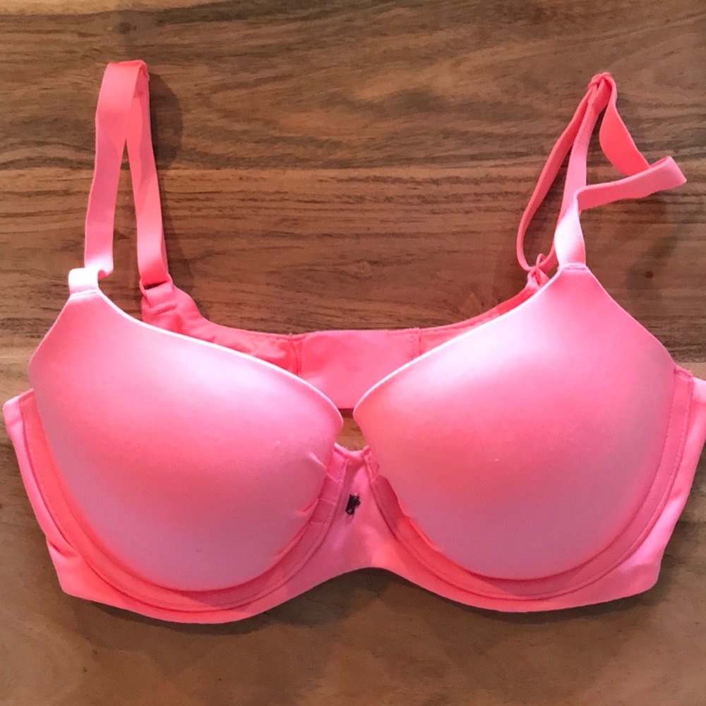 BARELY WORN- fabulous by Victoria’s secret bra